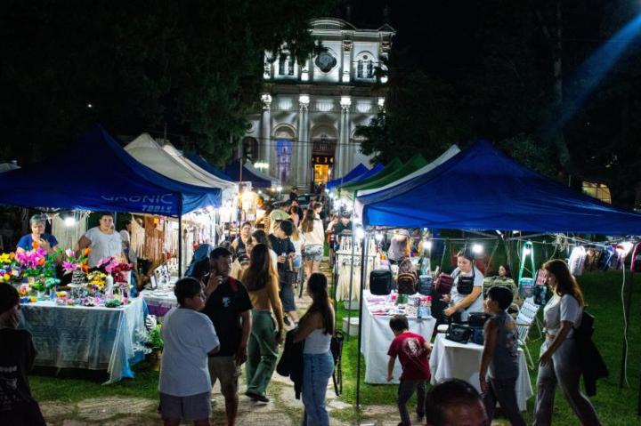 Más de 200 feriantes participaron de la Feria Municipal de Mujeres Emprendedoras en Santo Tomé 