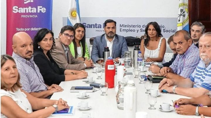 Gobierno provincial impuso por decreto la política salarial rechazada por la Asamblea de AMSAFE