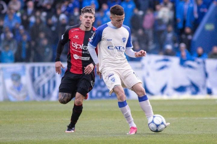 Colón sufrió otra derrota y quedó a 10 unidades de la punta