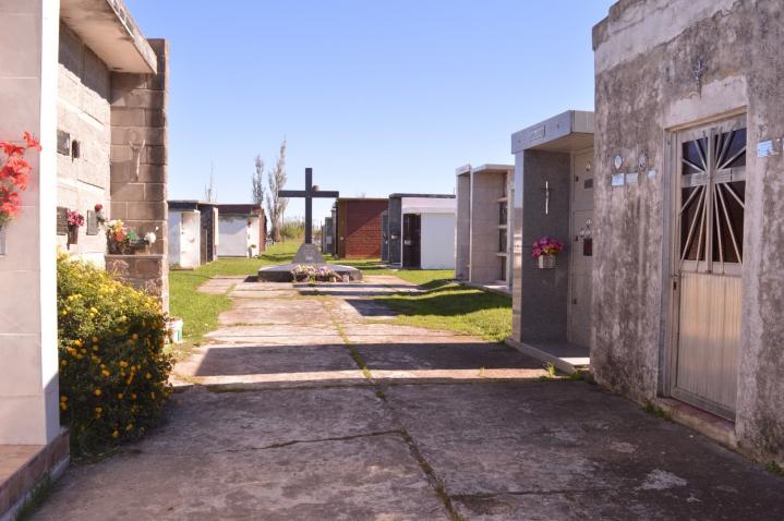 Covid 19: Sauce Viejo cierra su cementerio comunal