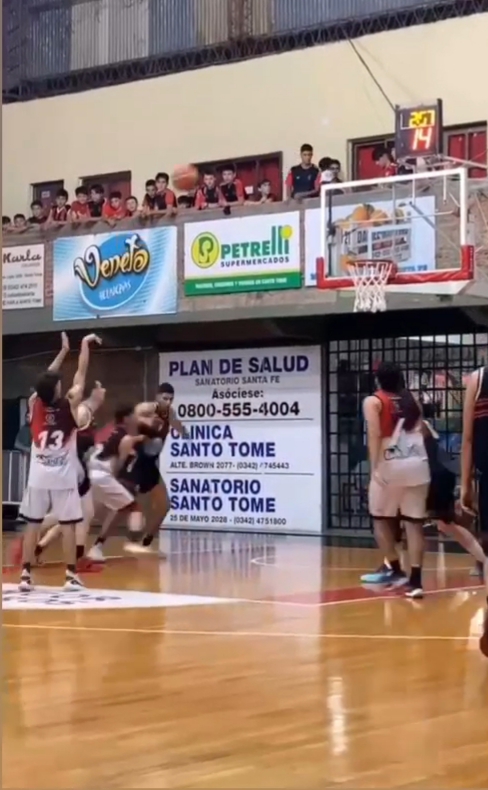 Básquet: Unión Santo Tomé arrancó la primera fecha del repechaje cuadrangular con un gran triunfo