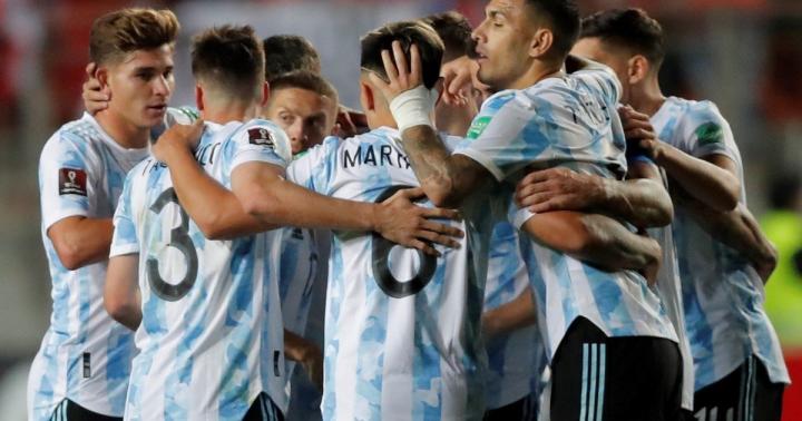Con varias bajas, la Selección Argentina recibe a Colombia 
