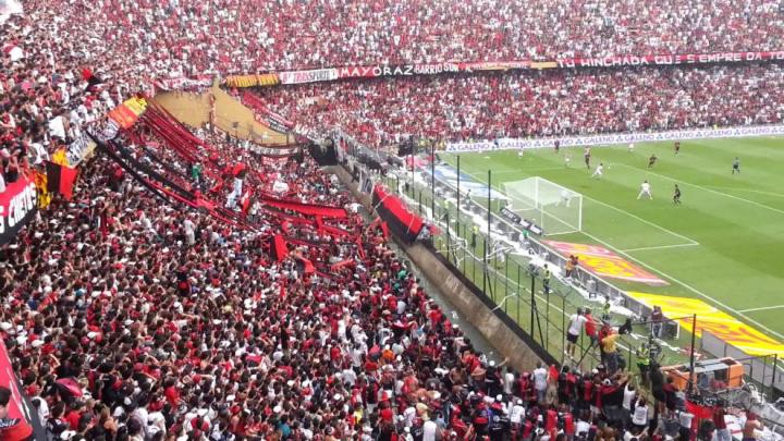 Seguridad dio marcha atrás y Colón jugará ante Independiente con público 