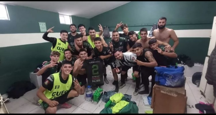 Liga santafesina: En la B Don Salvador goleó a Defensores de Peñaloza 