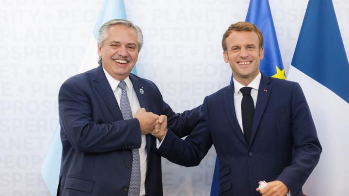 Alberto Fernández se reúne con el presidente de Francia