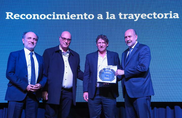 Perotti participó de la entrega de premios del Banco Nación a Pymes de Santa Fe