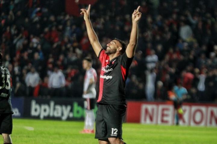 Colón y un gran triunfo frente a River 