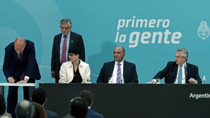 Construir Ciencia: Perotti firmó un acta acuerdo para realizar obras por más de mil millones de pesos en Rosario y Rafaela