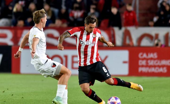 Colón jugó un partidazo y le ganó a Estudiantes 