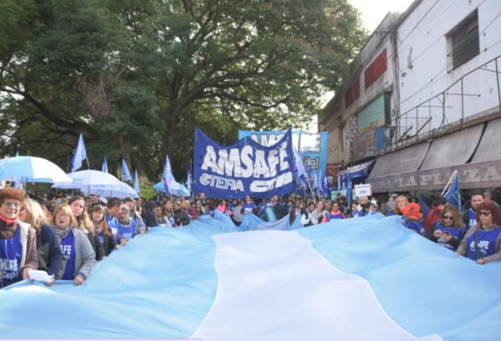 Convocatoria del gobierno: Amsafe volvió a reivindicar el ámbito paritario
