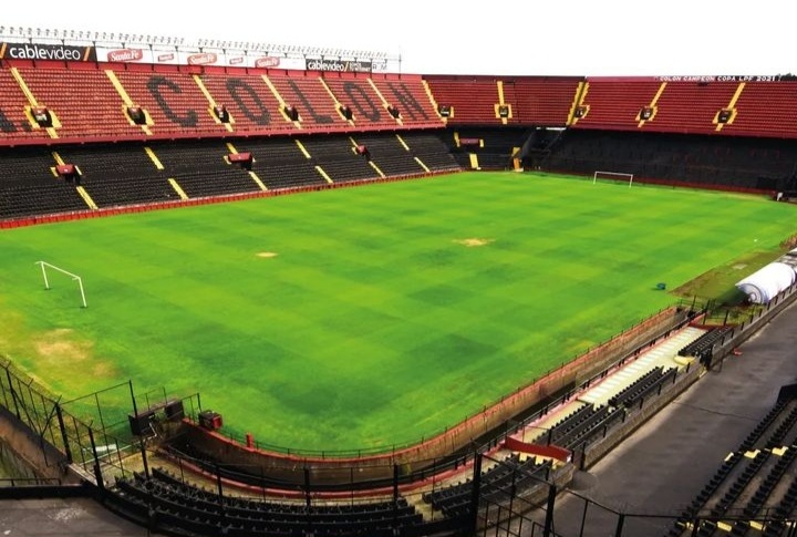 Fútbol profesional: Ya están a la venta palcos y plateas para el partido de Colón y Newell’s 
