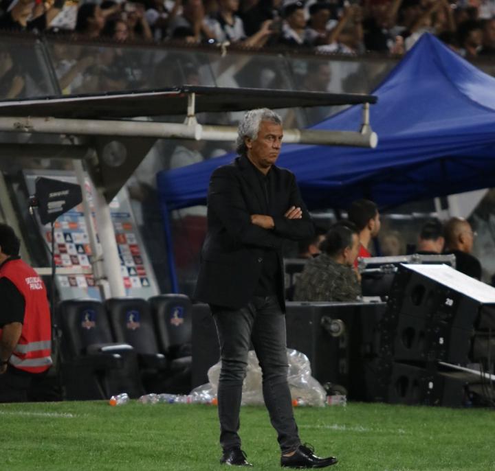 Colón: Gorosito analiza los once que enfrentarán a Atlético Tucumán 