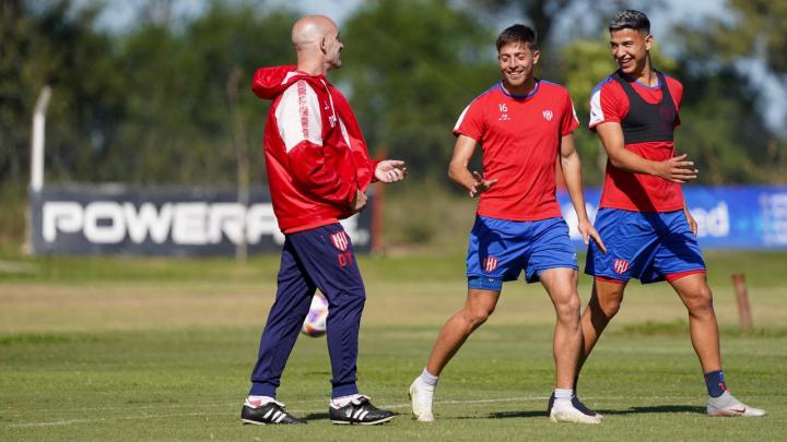 Liga profesional: El Gallego Sebastián Méndez ya tiene una posible formación para visitar a Arsenal 