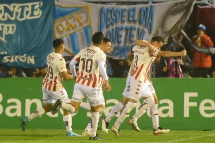 Desde las 20:05, Unión debuta en la Copa Argentina frente Almagro 