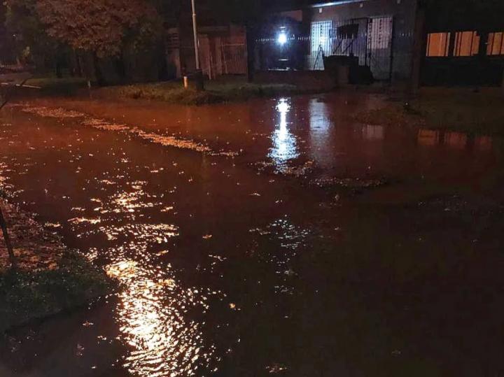 Ilchischen: “Una lluvia de 50 milímetros demostró que esta gestión municipal está agotada”