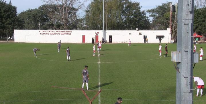 Liga santafesina: Empate de Independiente Santo tomé ante Cosmos