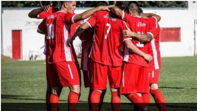 Liga santafesina: Independiente Santo tomé irá en busca de su primera victoria ante UNL