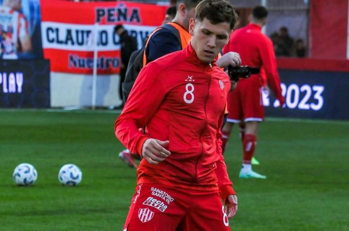 Malas noticias para Unión: Enzo Roldán será operado de la rodilla
