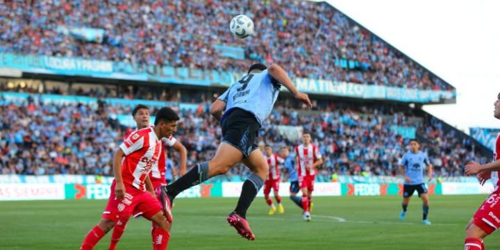 Unión cayó 4-1 frente a Belgrano y quedó en zona de descenso 