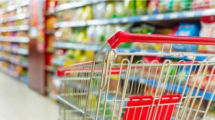 El consumo se desploma: cuál es la estrategia de los supermercados para recuperar ventas