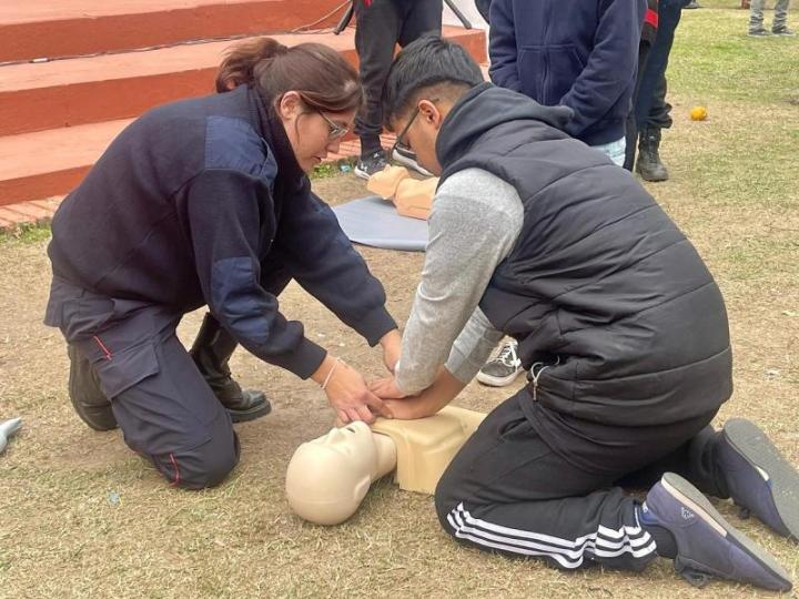 Con diversas actividades se conmemoró el Día del Bombero Voluntario