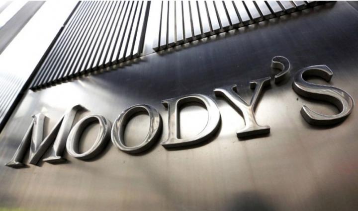 Moody’s advirtió sobre el riesgo de los bancos ante la migración de deuda del BCRA al Tesoro