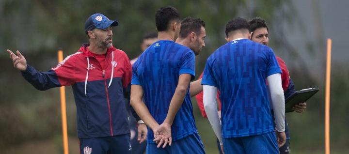 Unión se prepara para el partido contra Central