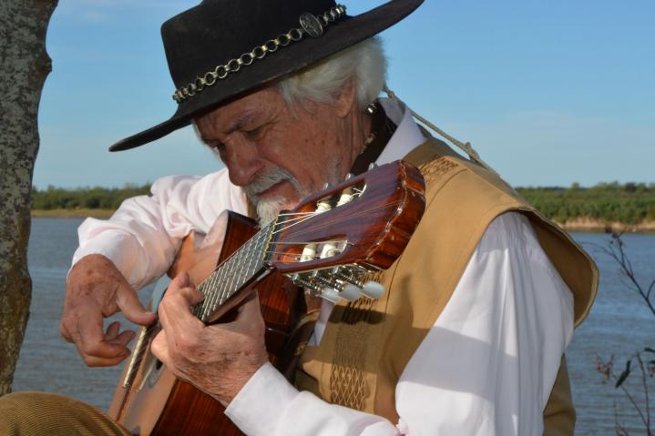 Sauce Viejo y un festival homenaje a Orlando Vera Cruz por sus 80 años de vida