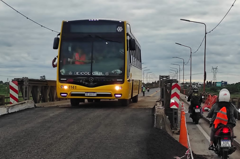 Quedó nuevamente habilitado el tránsito por el puente Carretro de vehículos autorizados