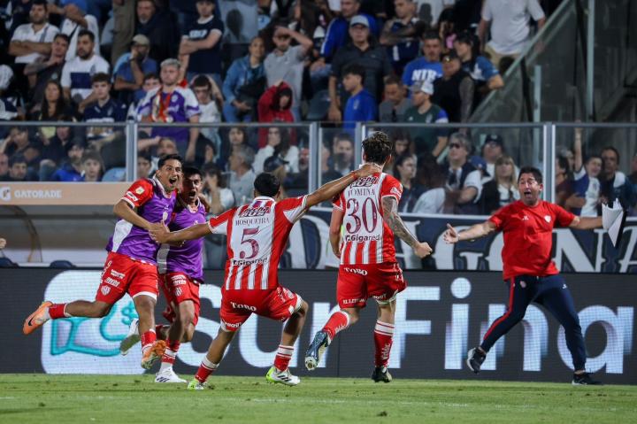 Unión se quedó con el triunfo en un partido para el infarto