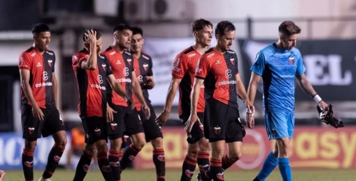 Colón quedó sin chances de ascender a Primera División