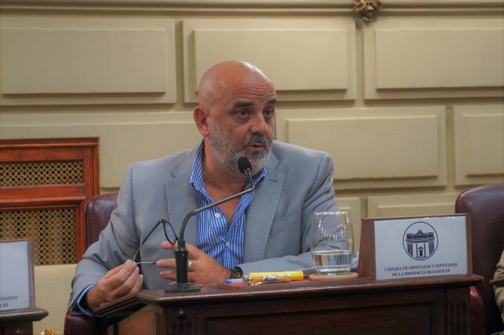 El diputado Palo Oliver manifestó su rechazo al pedido de prórroga realizado por la Provincia