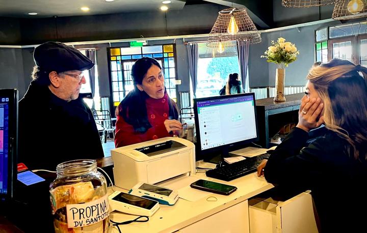 Maillier abordó la temática del comercio santotomesino
