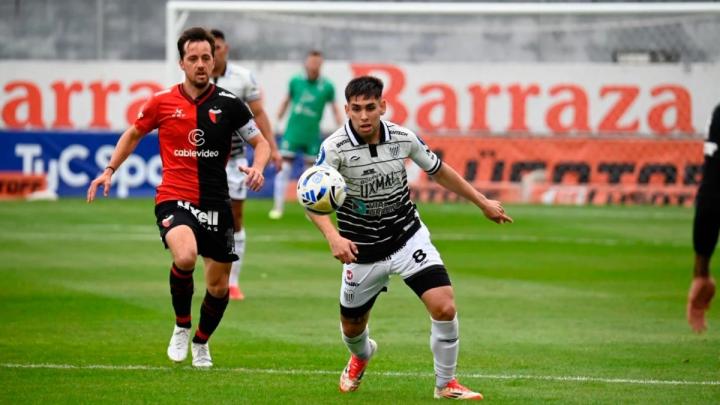 Por un penal, Colón cayó ante Estudiantes de Caseros