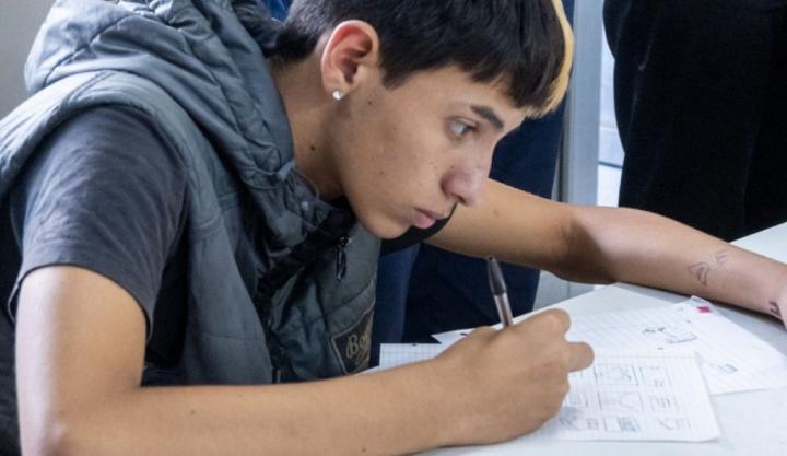 5.332 personas se inscribieron para  rendir materias pendientes y terminar el secundario