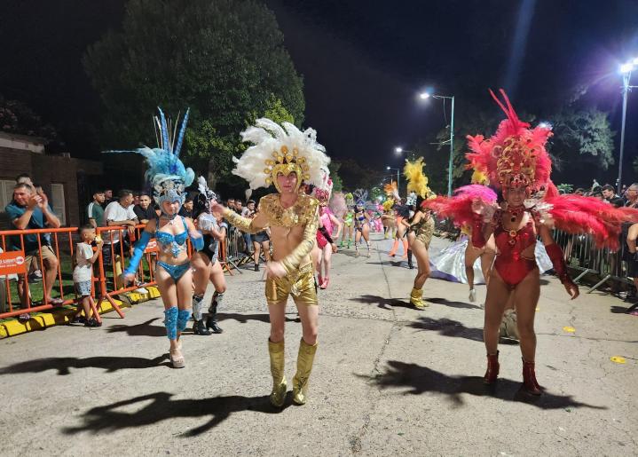 El desfile de las agrupaciones será sobre la costanera santotomesina