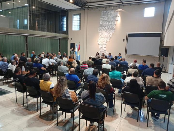 Se estableció un plazo para alcanzar un acuerdo y no realizar el paro. 