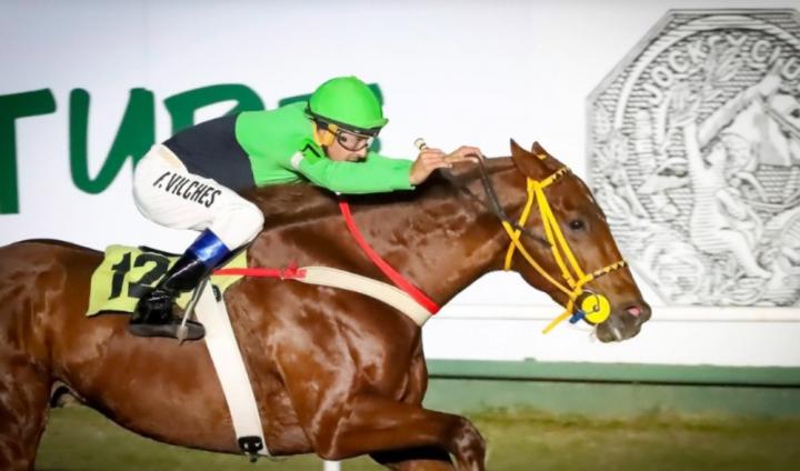Fernando Vilchez, jockey surgido de nuestra ciudad
