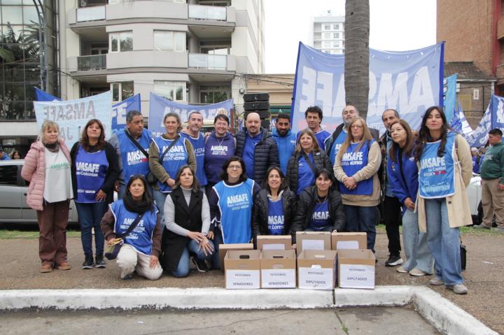 Los docentes santafesinos exigen la derogación de la reforma previsional