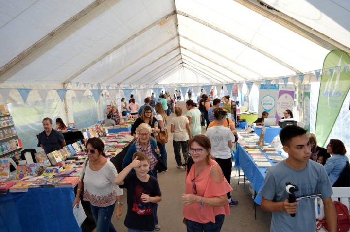 Todo listo para celebrar la 4ta Feria del Libro de Sauce Viejo